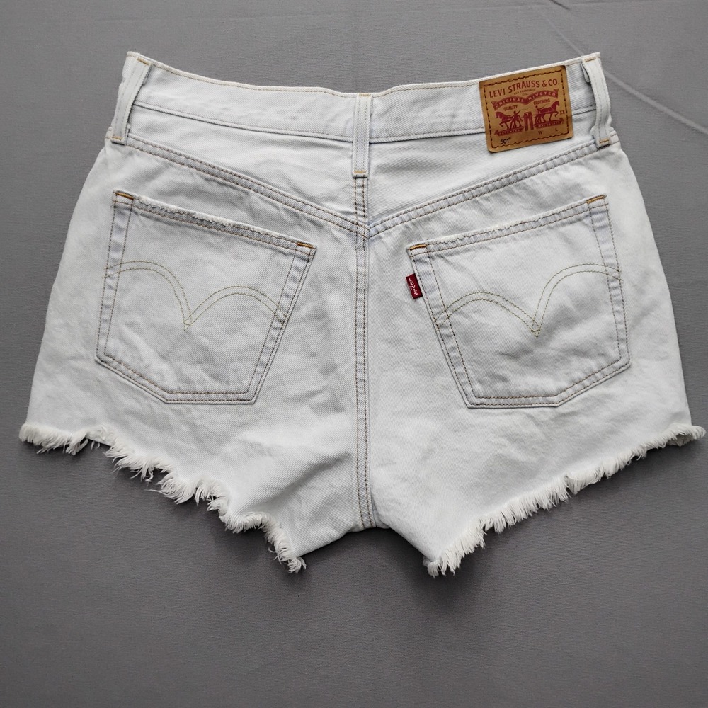 Levis 501 Original High Rise Distressed Denim Shorts Light Wash 30 - Picture 2 of 10